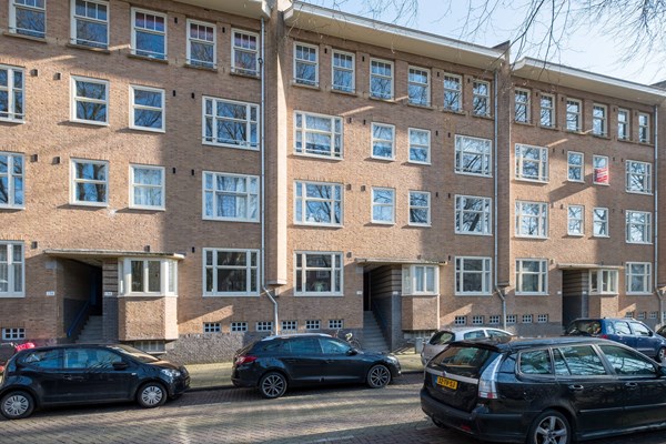 Under offer: Willem de Zwijgerlaan 134-3, 1056JV Amsterdam