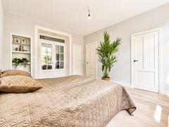 Sold subject to conditions: Ruyschstraat 50-2, 1091 CD Amsterdam