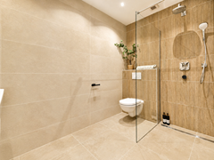 Sold subject to conditions: Ruyschstraat 50-2, 1091 CD Amsterdam