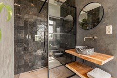 New for sale: Bilderdijkkade 139, 1053 VM Amsterdam