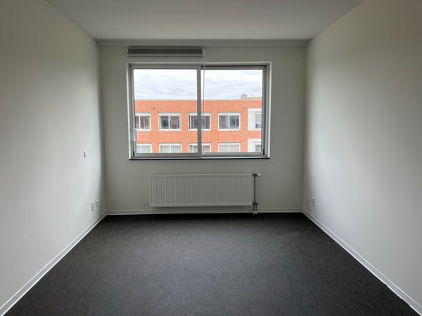 Medium property photo - Burghsluissingel 109, 3086 VC Rotterdam