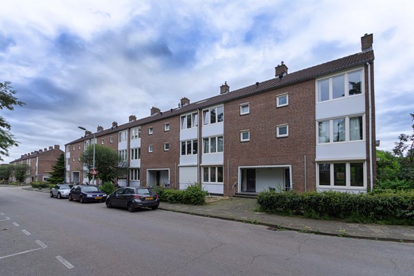 benedenwoning met 2 slaapkamers kelder en tuintje