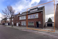 Onder bod: Ruime halfvrijstaande woning met oprit, garage en royale tuin. 