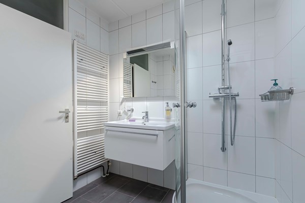 Medium property photo - Van Weerden Poelmanstraat 249, 6417 EM Heerlen