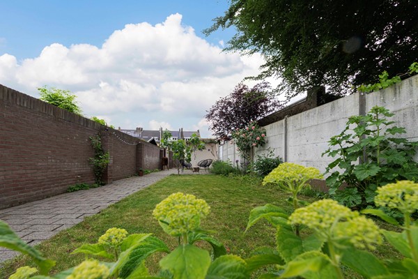 Medium property photo - Kruisstraat 93, 6411 BS Heerlen