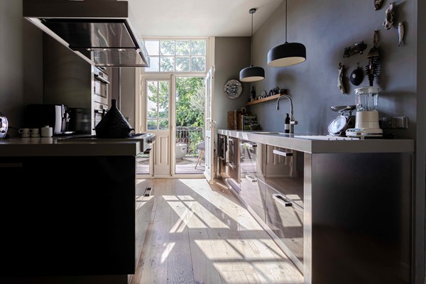 Medium property photo - Burg. de Hesselleplein 23, 6411 CH Heerlen