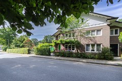 Onder bod: Karaktervolle halfvrijstaande jaren ’20-woning op toplocatie in Heerlen – Caumerveld