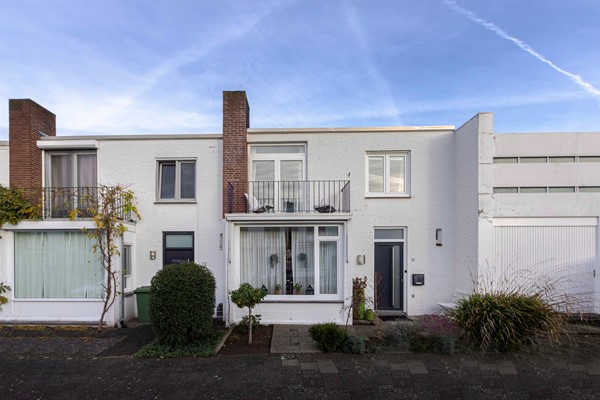 Instapklaar wonen in een fijne tussenwoning in Maastricht – Amby