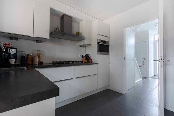 Medium property photo - Hélène Schoenmaeckersstraat 21, 6225 BH Maastricht