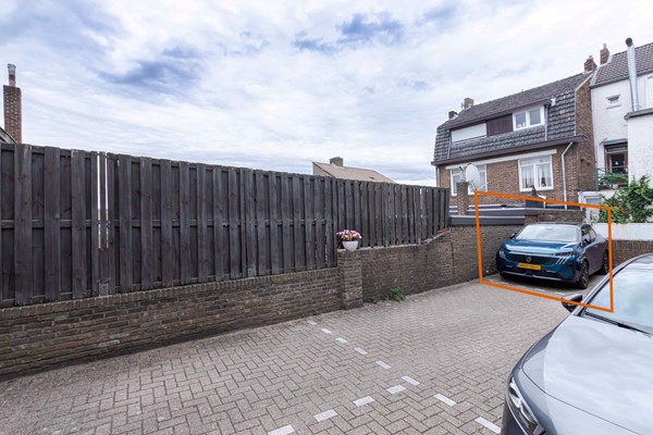 Medium property photo - Heerlerbaan 149, 6418 CC Heerlen