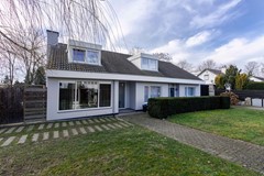 Te koop: Exclusieve, instapklare villa met zelfstandige vakantiewoning en hoogwaardige afwerking op de geliefde Emmaberg in Valkenburg.