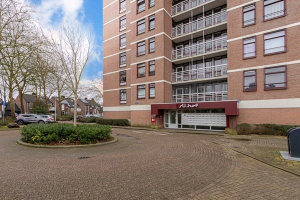 Instapklaar appartement met vrij uitzicht in Heerlen!