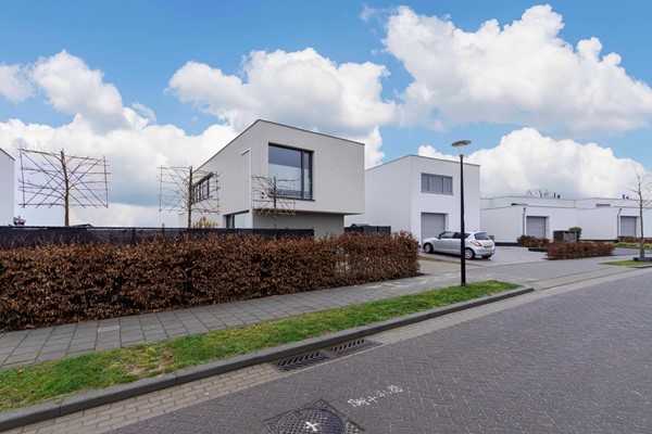 Medium property photo - Gentiaan 11, 6418 NP Heerlen