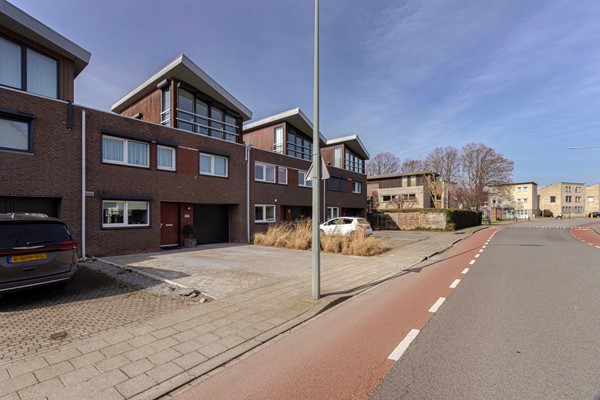 Medium property photo - Ambyerstraat Zuid 149, 6225 AE Maastricht