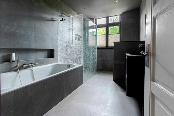 Medium property photo - Hamerstraat 10, 6411 CW Heerlen