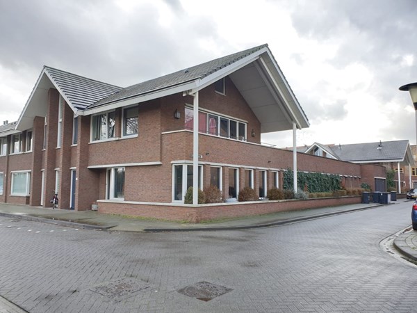 Hermelijnstraat 25, Helmond
