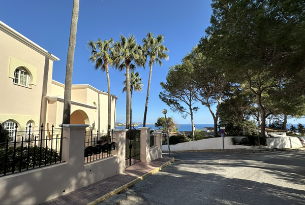 Medium property photo - Carrer des Riu Ebre, Eivissa
