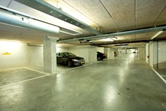 08. garage.jpg