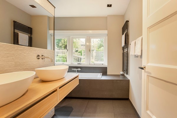 Medium property photo - Van Heemstralaan 19, 6814 KB Arnhem