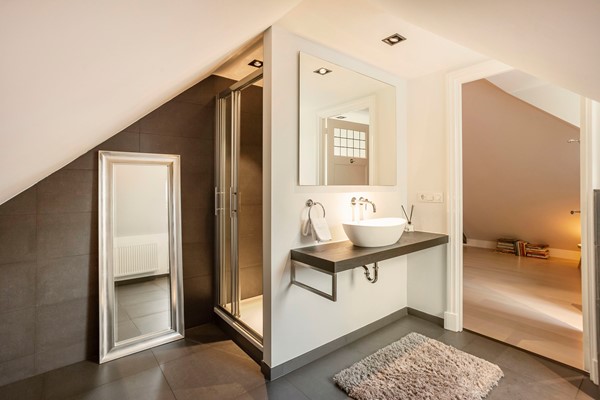 Medium property photo - Van Heemstralaan 19, 6814 KB Arnhem