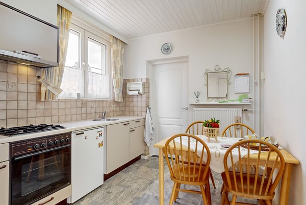 Medium property photo - Prins Hendrikstraat 19, 6127 BR Grevenbicht