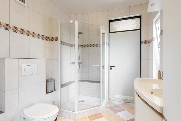 Medium property photo - Graaf Wolter Hoenstraat 42, 6243 BE Geulle