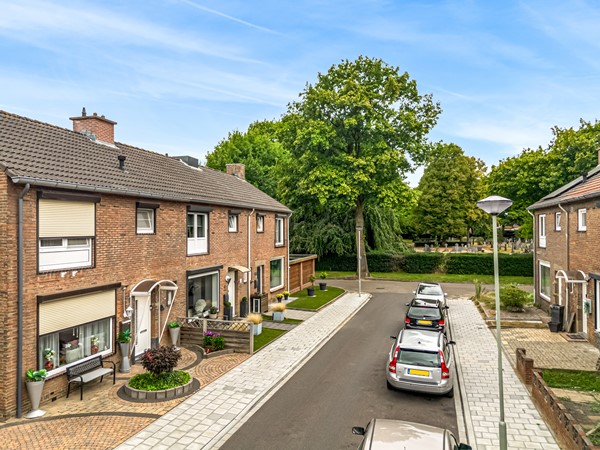 Medium property photo - Zonnebloemstraat 2, 6163 TN Geleen