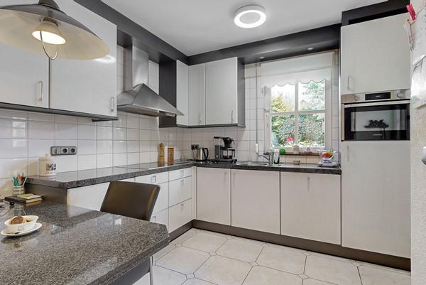 Medium property photo - Dirgelen 99, 6171 DD Stein
