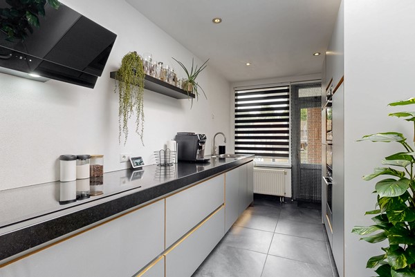 Medium property photo - Eikenlaan 16, 6163 TK Geleen