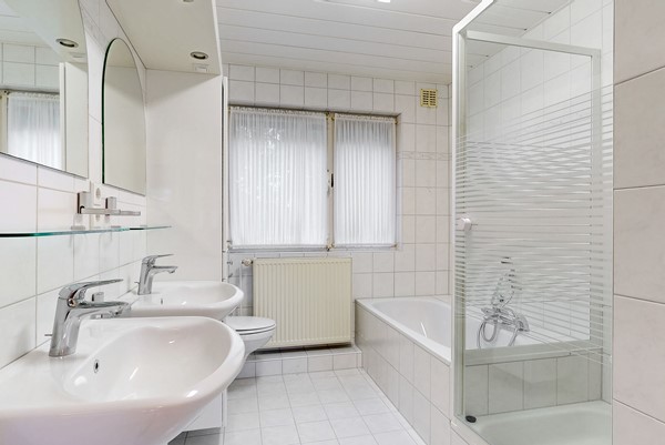 Medium property photo - Suttnerstraat 27, 6171 NM Stein