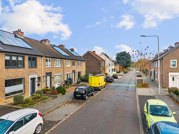 Medium property photo - Napoleonbaan Noord 111, 6163 VM Geleen