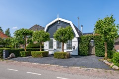 11-Warder 174 Warder.jpg