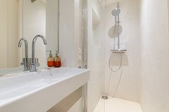 Under offer: Daniël Stalpertstraat 14H, 1072 XE Amsterdam