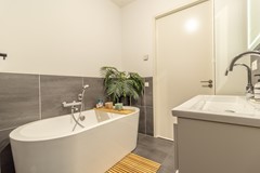 Rented: Distelweg 285, 1031 HD Amsterdam