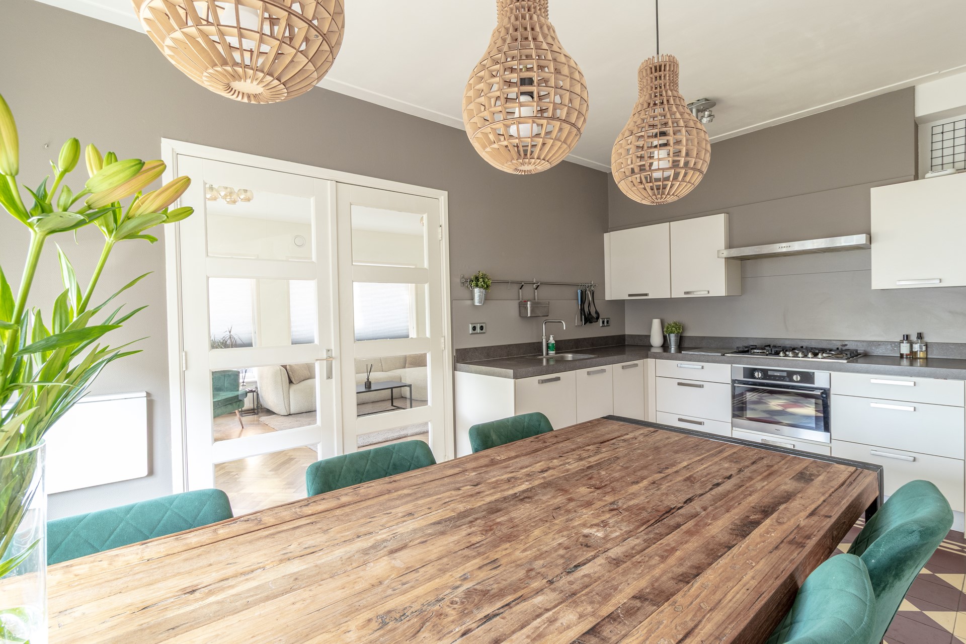 Appartement te huur: Helmholtzstraat 1, Amsterdam
