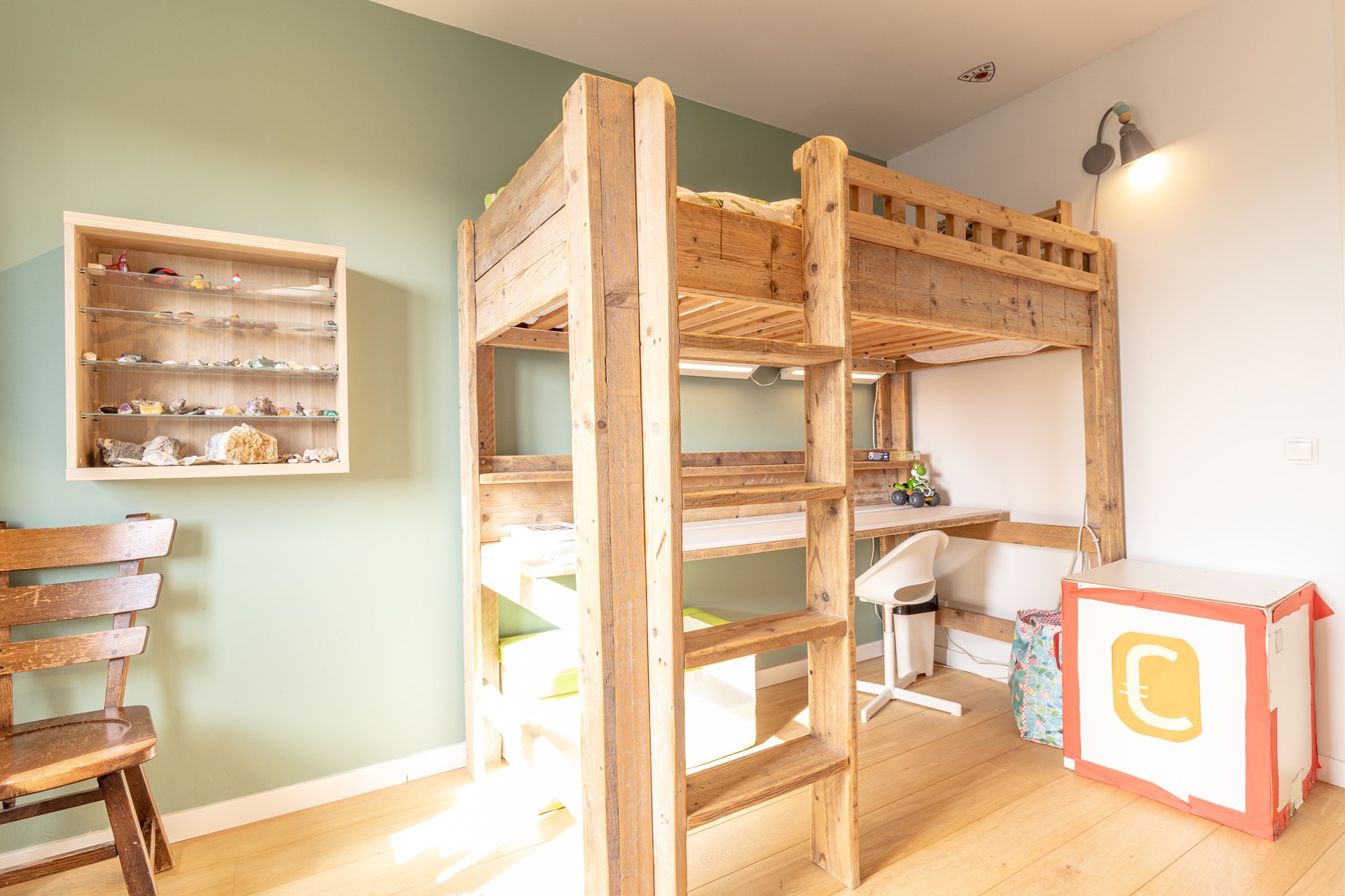 Tussenwoning te huur: Zwanebloemlaan 312, Amsterdam