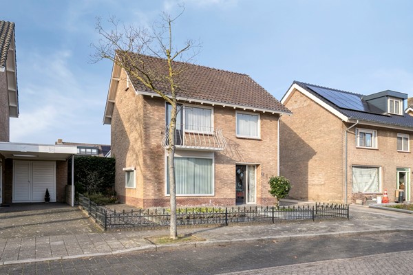 Pastoor van Geldropstraat 35, 5482JR Schijndel