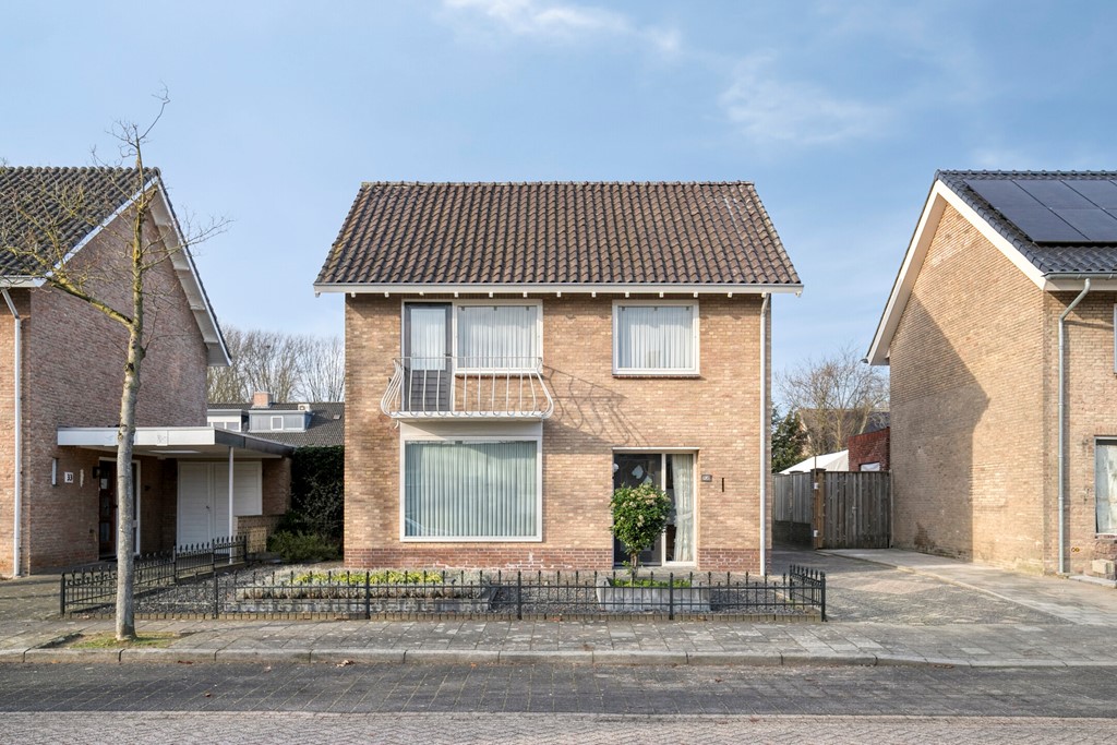 PastoorvanGeldropstraat355482JRSchijndelNL-03.jpg