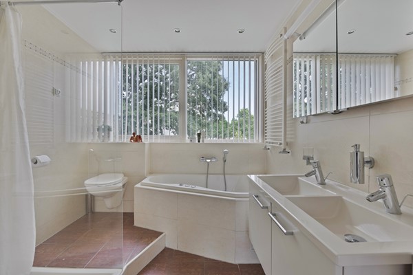 Medium property photo - Mozartlaan 33, 4614 AL Bergen op Zoom