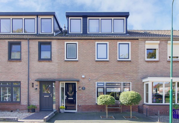 For sale: van Westrhenen 28, 3752 EV Bunschoten-Spakenburg