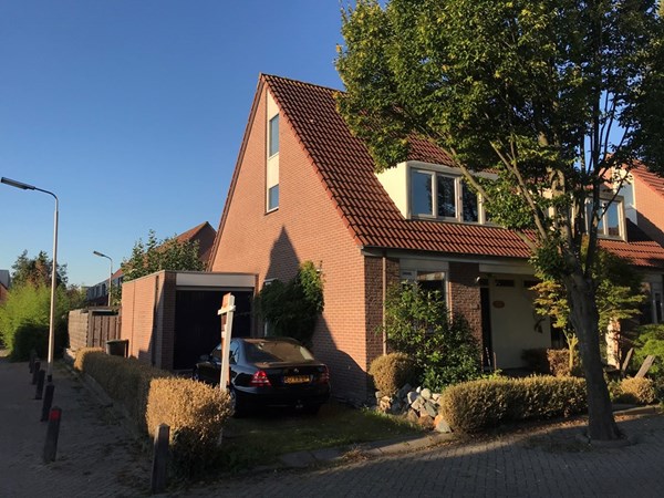 Blauwborst 25, Berkel en Rodenrijs