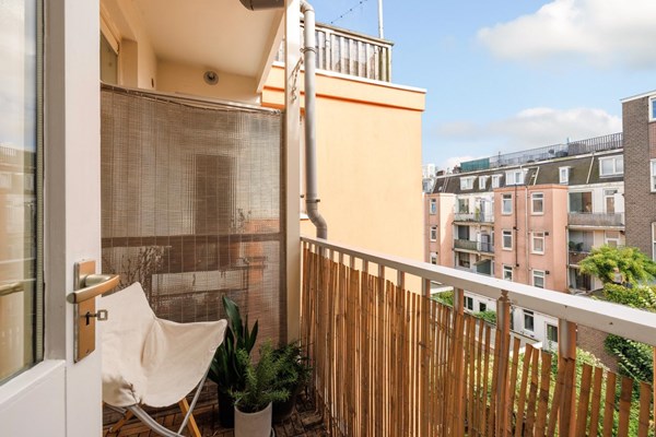 Medium property photo - Van Beuningenstraat 207-3, 1051 XR Amsterdam