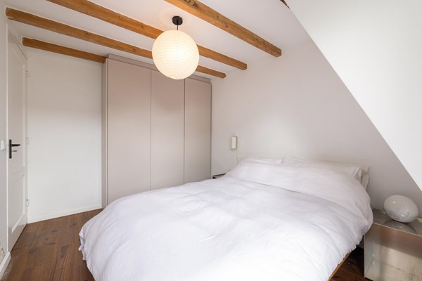 Medium property photo - Van Beuningenstraat 207-3, 1051 XR Amsterdam
