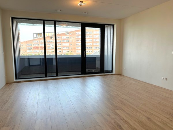 Te huur: Bergweg 110B, 3036BH Rotterdam