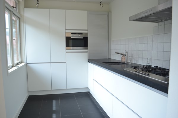 Medium property photo - Hogerbeetsstraat 14B, 3039 XJ Rotterdam
