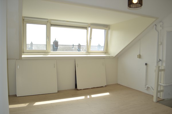 Medium property photo - Hogerbeetsstraat 14B, 3039 XJ Rotterdam