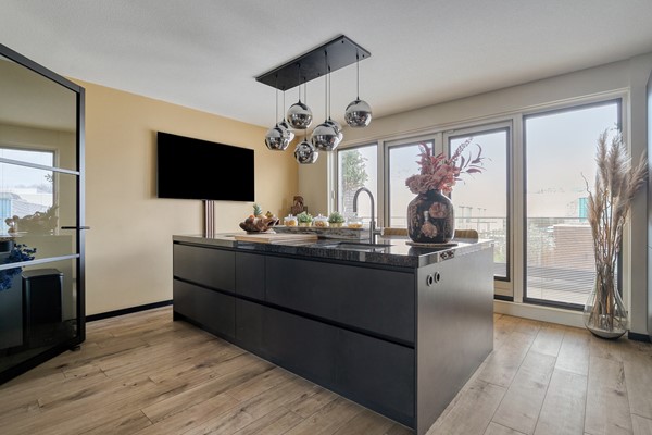 For sale: Ringdijk 38A, 2981EW Ridderkerk