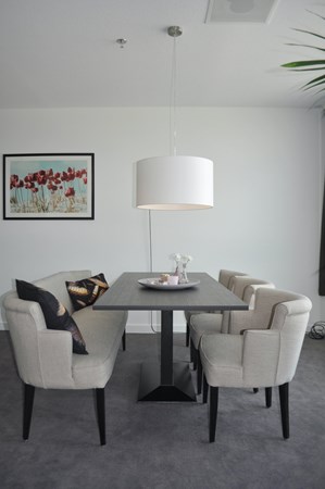 For rent: Zeer sfeervolle Kamers en Suites met grandioos uitzicht over het vliegveld en de skyline van Rotterdam! For rent: Zeer sfeervolle Kamers en Suites met grandioos uitzicht over het vliegveld en de skyline van Rotterdam!