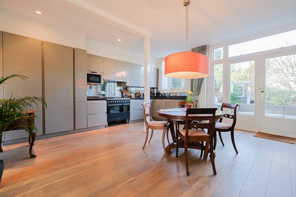 Medium property photo - Arnoldystraat 15, 2024 VG Haarlem