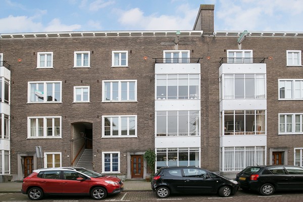 For rent: Cliostraat 63-1, 1077KE Amsterdam